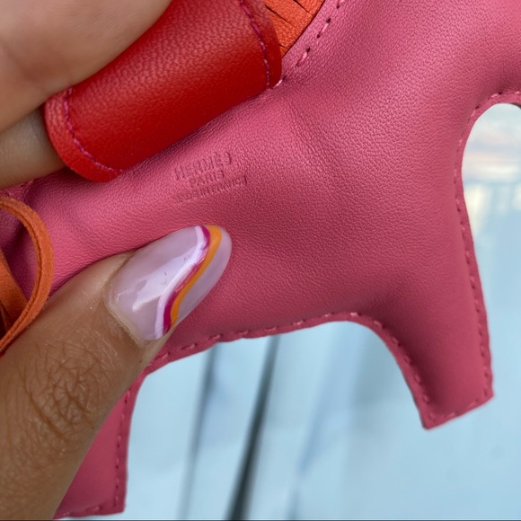 HERMÈS Rose Azalee Pink Rodeo Bag Charm - Picture 6 of 10